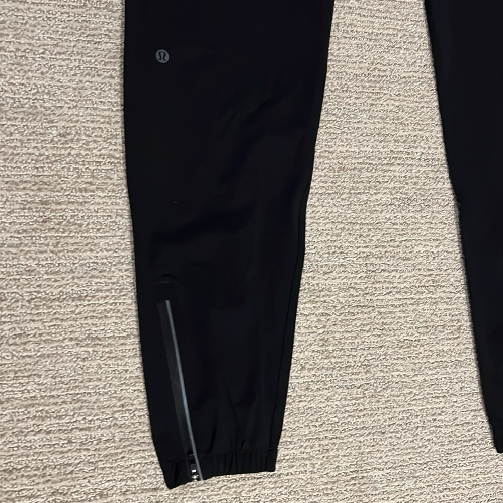 NWOT Lululemon Surge Jogger